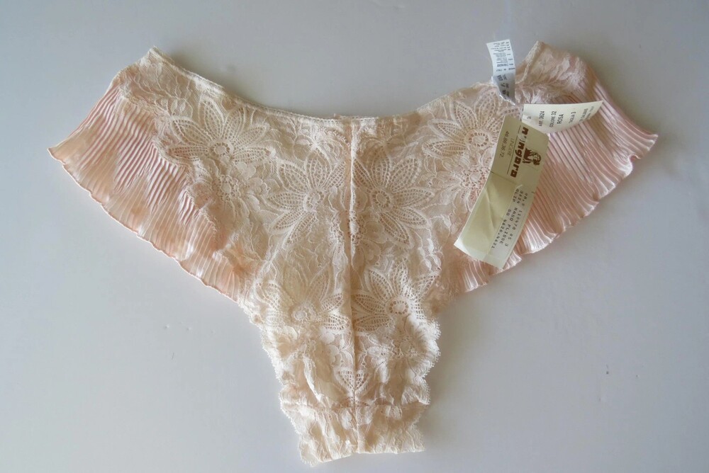 Vintage La Perla Deadstock Shorts / Underwear, 1990s Italian Blush Pink Plisse,